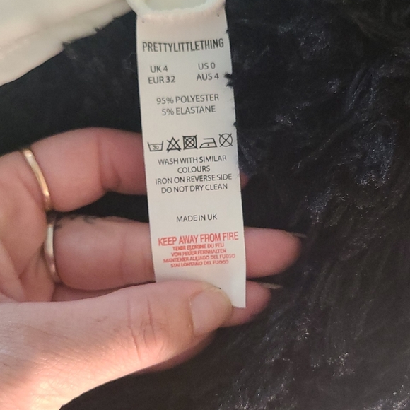 Pretty little thing dress - Picture 3 of 5